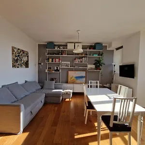 Modern Bright And Central Milano